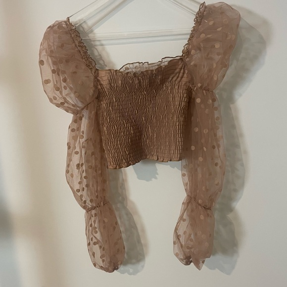 Women’s Nude Polka Dot Sheer Puff Sleeve Top - Picture 9 of 9